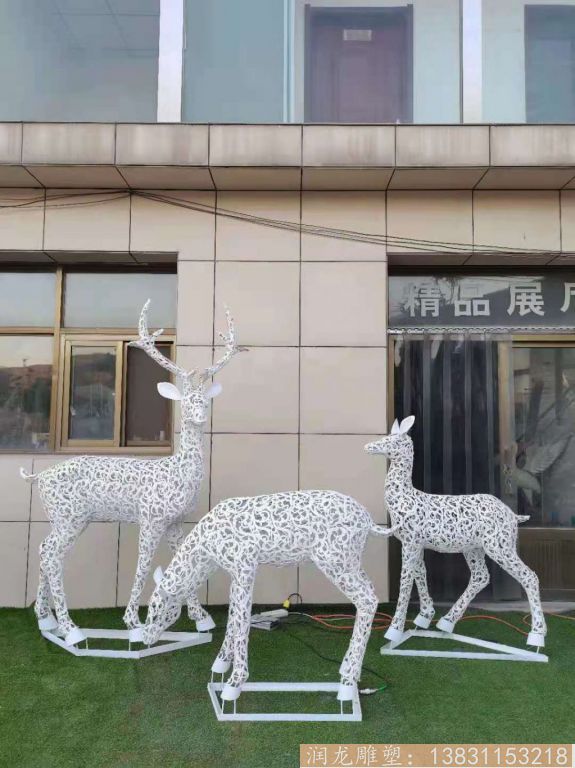 不锈钢花片小鹿雕塑 镂空工艺 喷漆