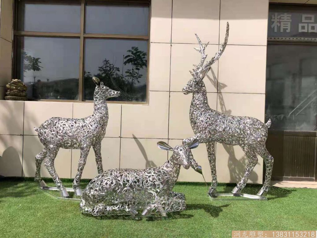 不锈钢镂空动物鹿雕塑