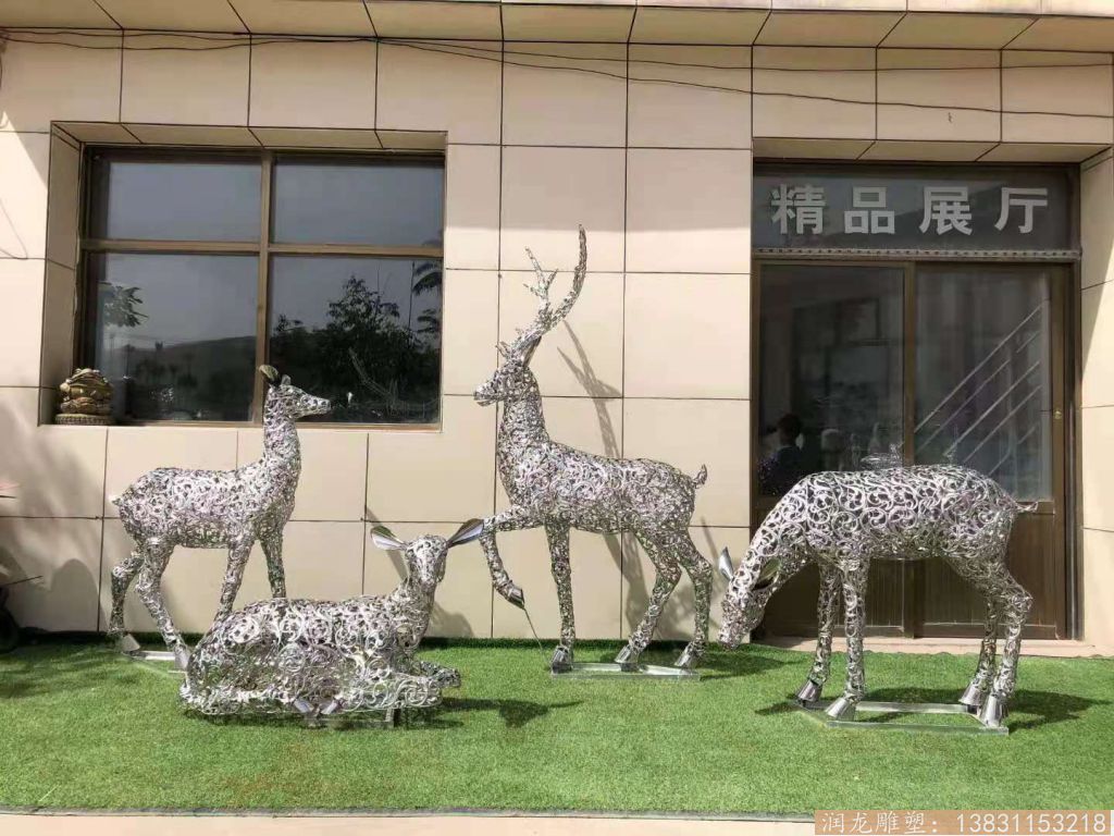 不锈钢镂空动物鹿雕塑1