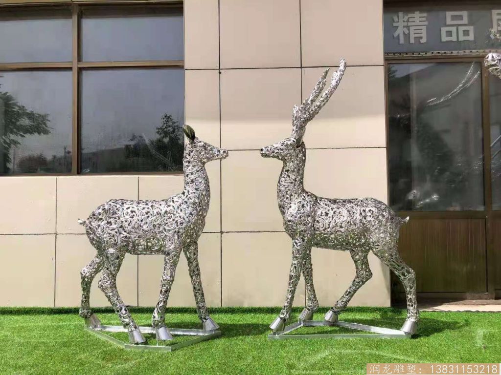 不锈钢镂空动物鹿雕塑3